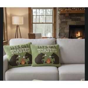 Peking Handicraft "Let's Get Toasted" Bear Campfire Hooked Two Pillow Shams Wool